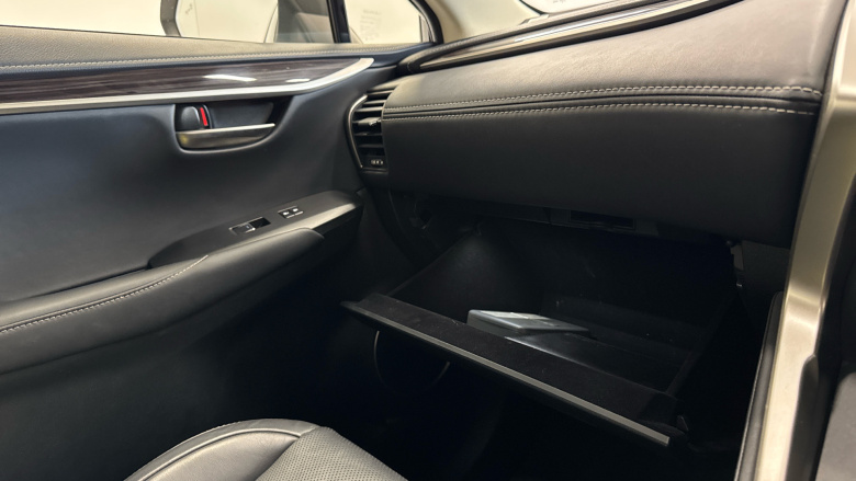 Lexus NX 300h 2.5 Takumi 5dr CVT [Pan roof] Hybrid Estate